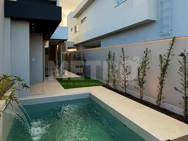 Imagem: Casa à venda no Alphaville, 3 suítes com