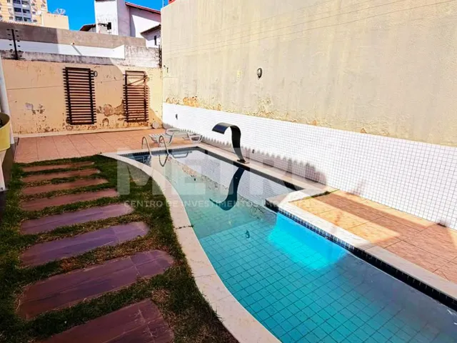 Imagem: Casa de alto padrão para locação no Lot