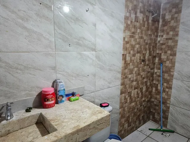 Imagem 6: Invista em um Imóvel Completo com Casa e Ponto Comercial em Ananindeua