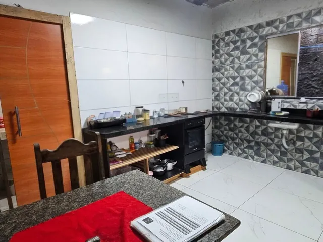 Imagem 15: Invista em um Imóvel Completo com Casa e Ponto Comercial em Ananindeua