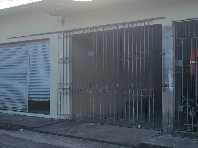 Imagem 8: Invista em um Imóvel Completo com Casa e Ponto Comercial em Ananindeua