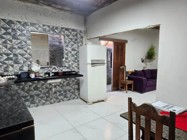 Imagem 2: Casa com 2 Quartos, Ponto Comercial e Cozinha em Granito no Distrito Industrial