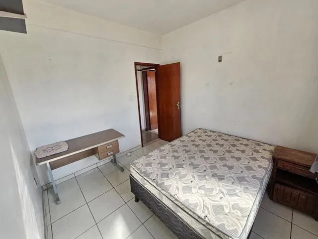 Imagem 3: Apartamento Semimobiliado de 113 m² com 3 Quartos no Residencial Maria Mendes