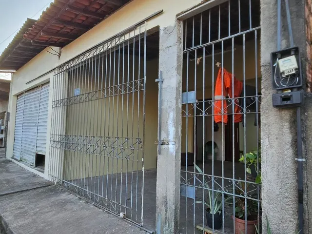 Imagem 8: Casa com Sala Ampla, Garagem e Espaço Comercial na Passagem Bom Jesus