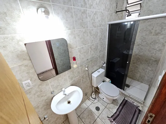 Imagem 10: Apartamento Amplo Semimobiliado com 3 Quartos no Guanabara