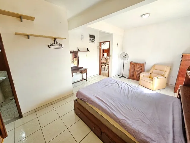 Imagem 7: Apartamento Amplo Semimobiliado com 3 Quartos no Guanabara