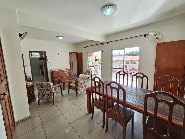 Imagem 8: Apartamento Amplo Semimobiliado com 3 Quartos no Guanabara