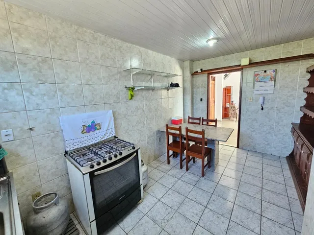 Imagem 9: Apartamento Amplo Semimobiliado com 3 Quartos no Guanabara