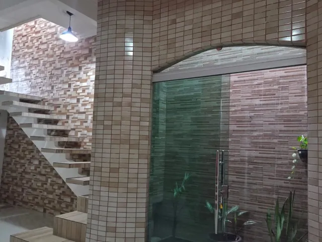 Imagem 16: Casa Triplex Mobiliada à ALUGO | 3 Quartos