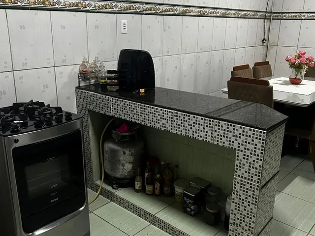 Imagem 12: Casa Financiável à Venda no Guanabara com 4 Quartos, Escritório e 175 m² de Área