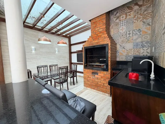 Imagem: Casa Duplex à Venda no Condomínio Villa