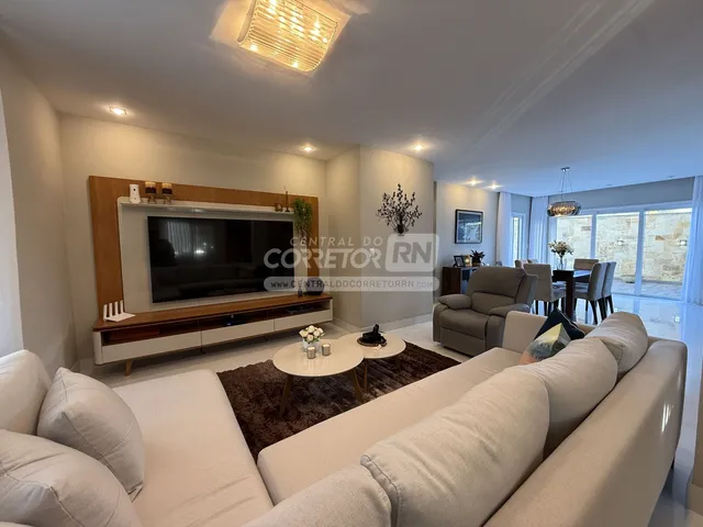 Imagem: A casa em condomínio possui 5 Dormitórios, 3 Suítes, 4