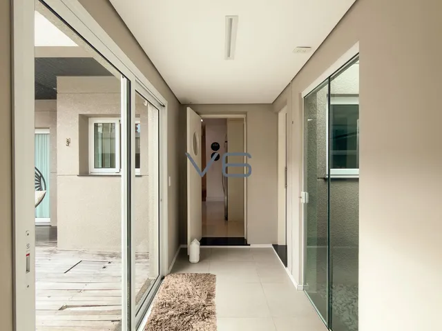 Imagem 11: Casa Alto Padrão com 456,65m² privativos, 3 quartos, 4 vagas de garagem, no Centro