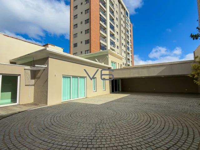 Imagem 5: Casa Alto Padrão com 456,65m² privativos, 3 quartos, 4 vagas de garagem, no Centro