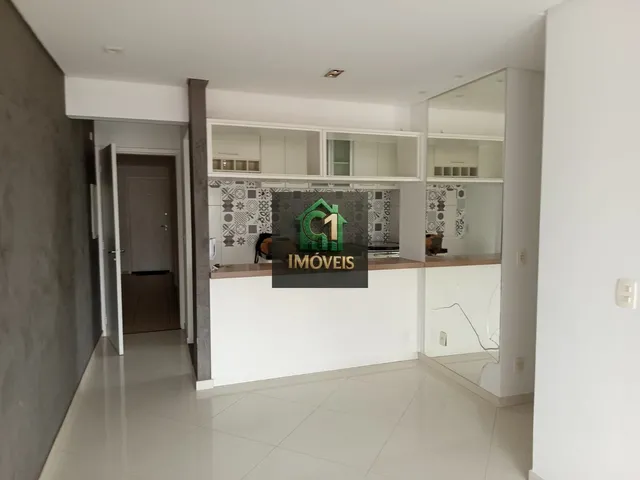 Imagem: O apartamento possui 4 Dormitórios, 1 Suíte, 2 Banheiros,