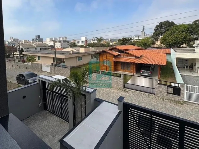 Imagem 2: Sobrado Geminado Alto Padrão
