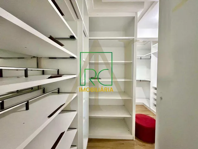 Imagem 12: Apartamento de luxo à venda, no Condomínio Golden Green Av. Dul em Rio de Janeiro