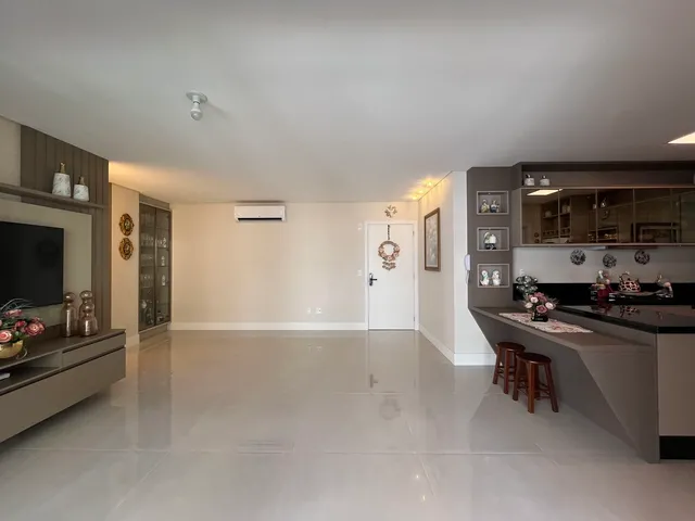 Imagem 16: Apartamento a Venda com 3 Dormitórios Sendo 1 Suite no Kobrasol, São José/Sc