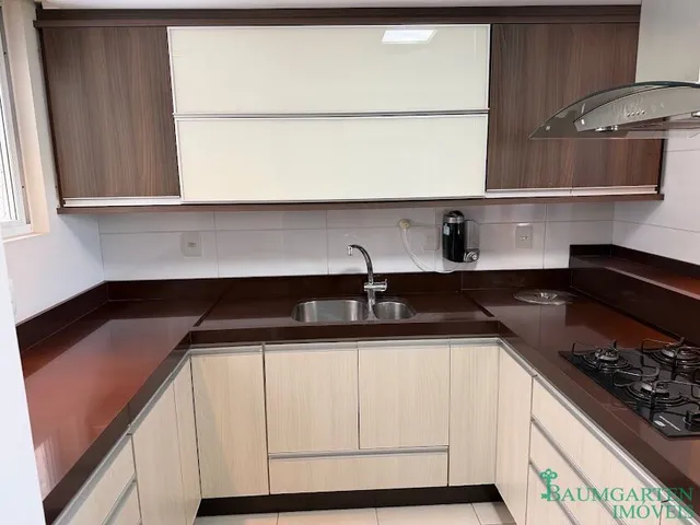 Imagem 2: Apartamento 3 Dormitórios Sendo 1 Suíte no Kobrasol