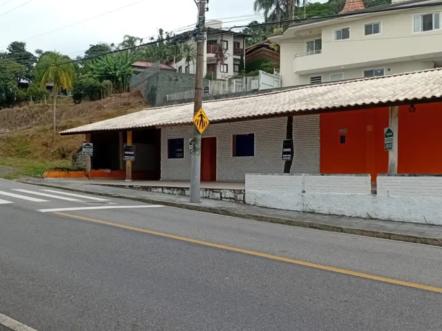 Imagem 2: Terreno em Localização Privilegiada na Ponta de Baixo