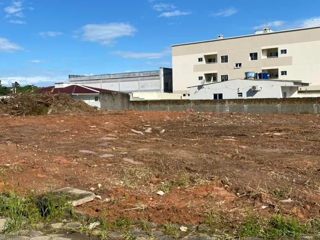 Imagem: Terreno em São José