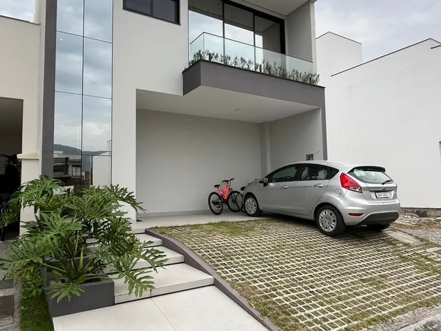 Imagem: Casa Alto Padrão em Deltaville