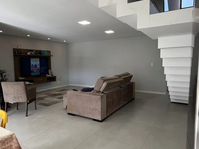 Imagem 6: Casa Alto Padrão em Deltaville