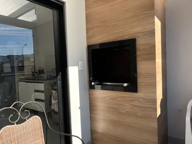 Imagem 4: Casa Alto Padrão em Deltaville