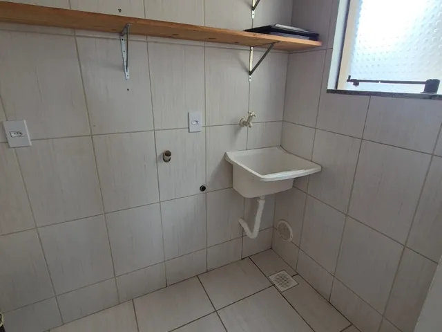 Imagem 3: Apartamento2 dormitórios com suíte próximo shopping via Catarina