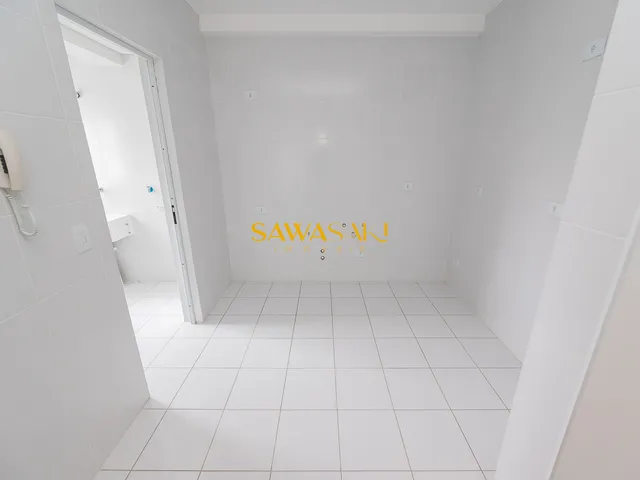 Imagem 2: Apartamento Padrão para Venda em Cristo Rei Curitiba-PR