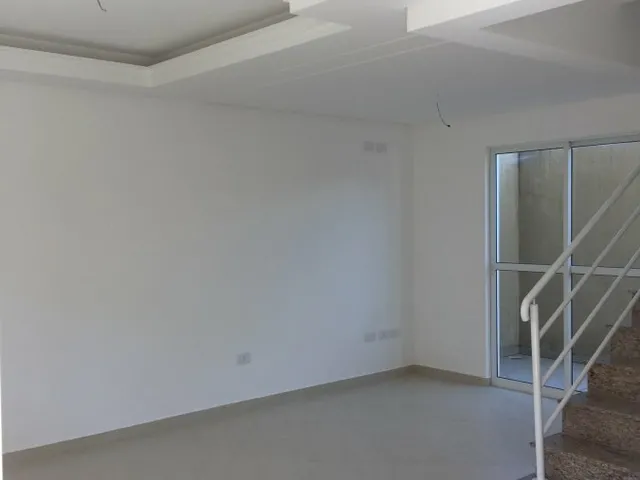 Imagem 10: Sobrado em Condomínio para Venda em Uberaba Curitiba-PR