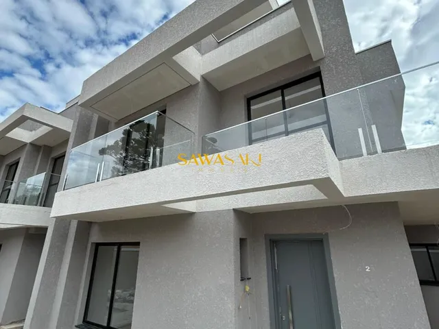 Imagem: Sobrado À Venda no Bairro Uberaba - Curitiba/Pr