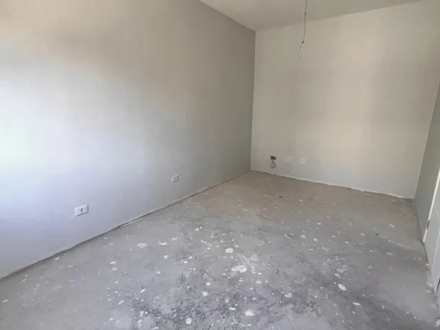 Imagem 8: Sobrado Padrão para Venda em Bairro Alto Curitiba-Pr