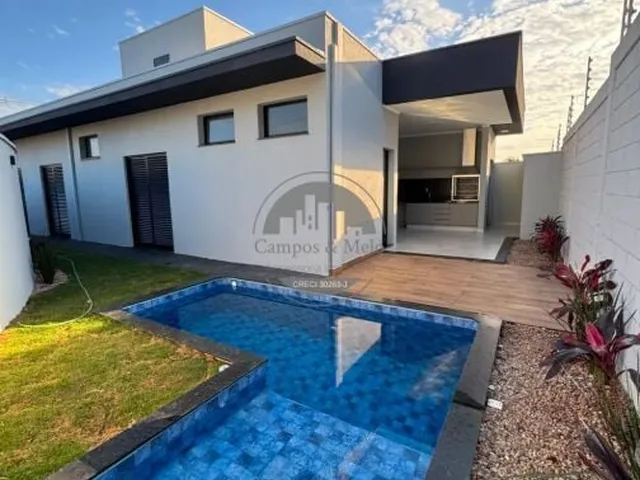 Imagem: Casa Alto Padrão em Residencial Village