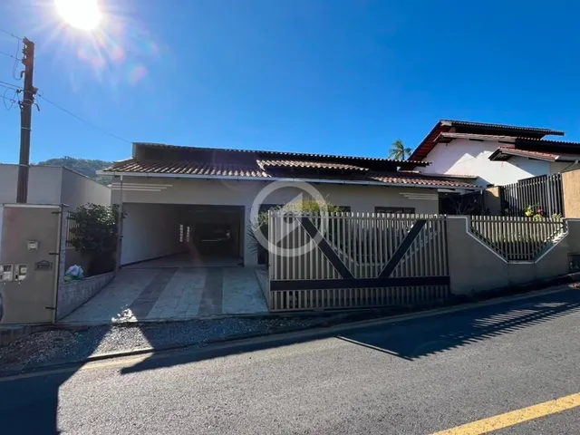 Imagem: Casa à venda no bairro Imigrantes - Guaramirim/SC