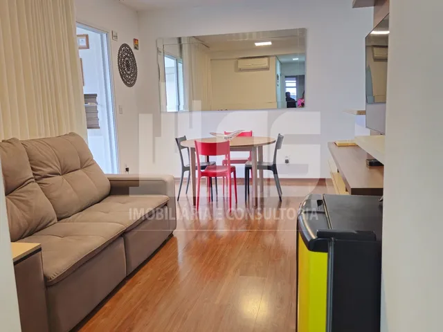 Imagem: O apartamento possui 3 Dormitórios, 1 Suíte, 1 Banheiro,
