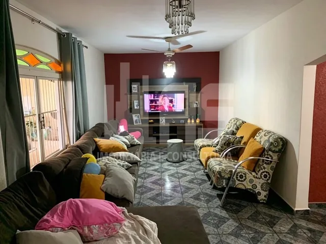 Imagem: Casa à venda no bairro Parque Cecap Aeroporto