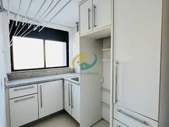 Imagem 9: Uma Vista Maravilhosa !!! Apartamento em Coqueiros - 03 Dormitórios + 02 vagas