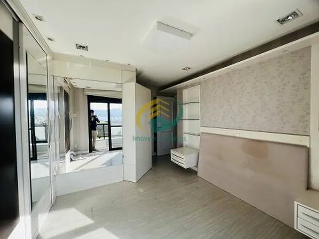 Imagem 6: Uma Vista Maravilhosa !!! Apartamento em Coqueiros - 03 Dormitórios + 02 vagas
