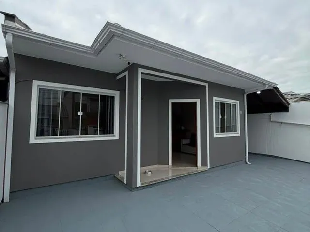 Imagem: Linda Casa de 3 Quartos (1 Suíte) com Área