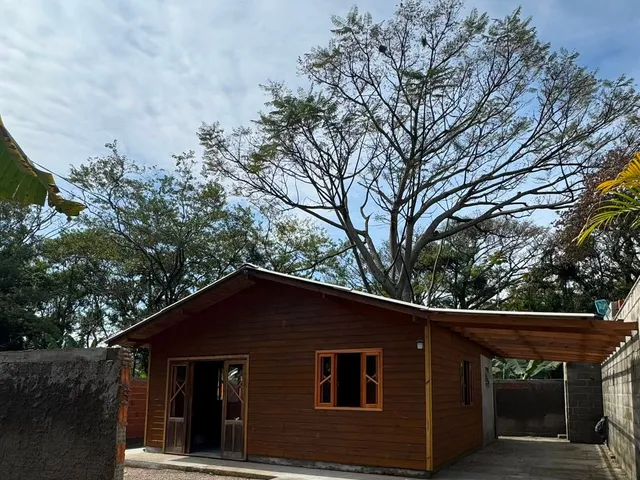 Imagem 3: Casa Mista com Quintal - Guarda do Cubatão em Palhoça/SC