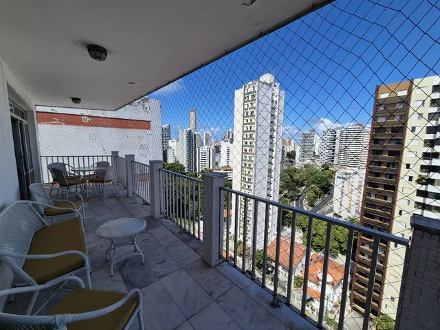 Imagem 14: Espetacular apartamento de alto padrão com 4 quartos e 2 suítes na Canela, Salvador