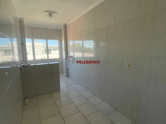 Imagem 16: Pelegrino Imóveis aluga apartamento no Centro de Tapes