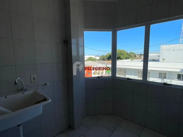 Imagem 3: Pelegrino Imóveis aluga apartamento no Centro de Tapes