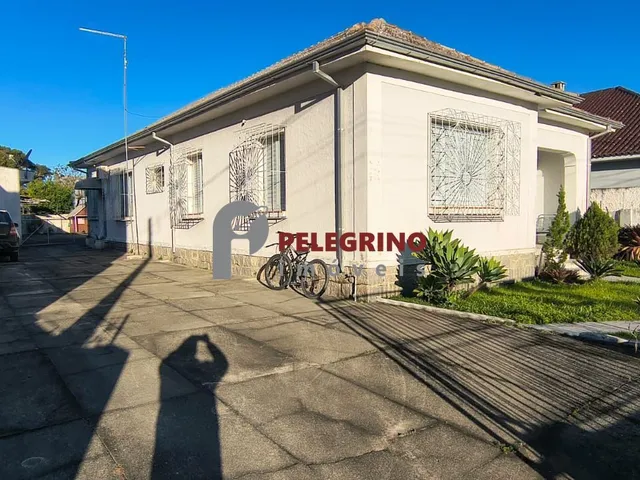 Imagem 2: Pelegrino Imóveis vende casa no centro de Tapes