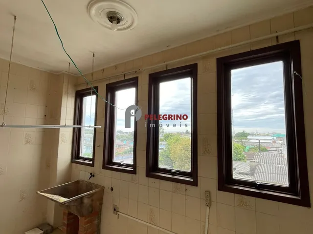 Imagem 6: Pelegrino Imóveis aluga apartamento no centro de Tapes