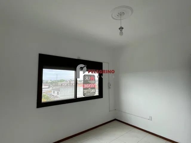 Imagem 2: Pelegrino Imóveis aluga apartamento no centro de Tapes