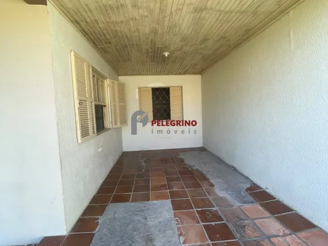 Imagem 10: Pelegrino Imóveis vende casa no centro de Tapes