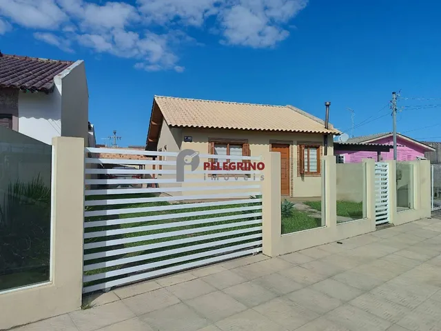 Imagem 1: Pelegrino Imóveis vende casa no bairro Pontal em Tapes