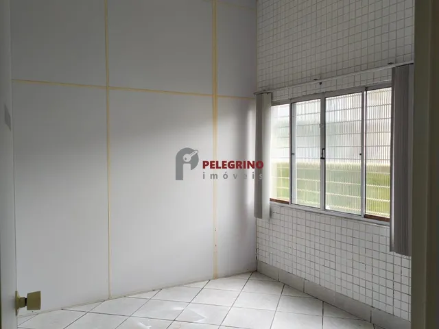 Imagem 10: Pelegrino Imóveis vende prédio comercial no centro de Tapes